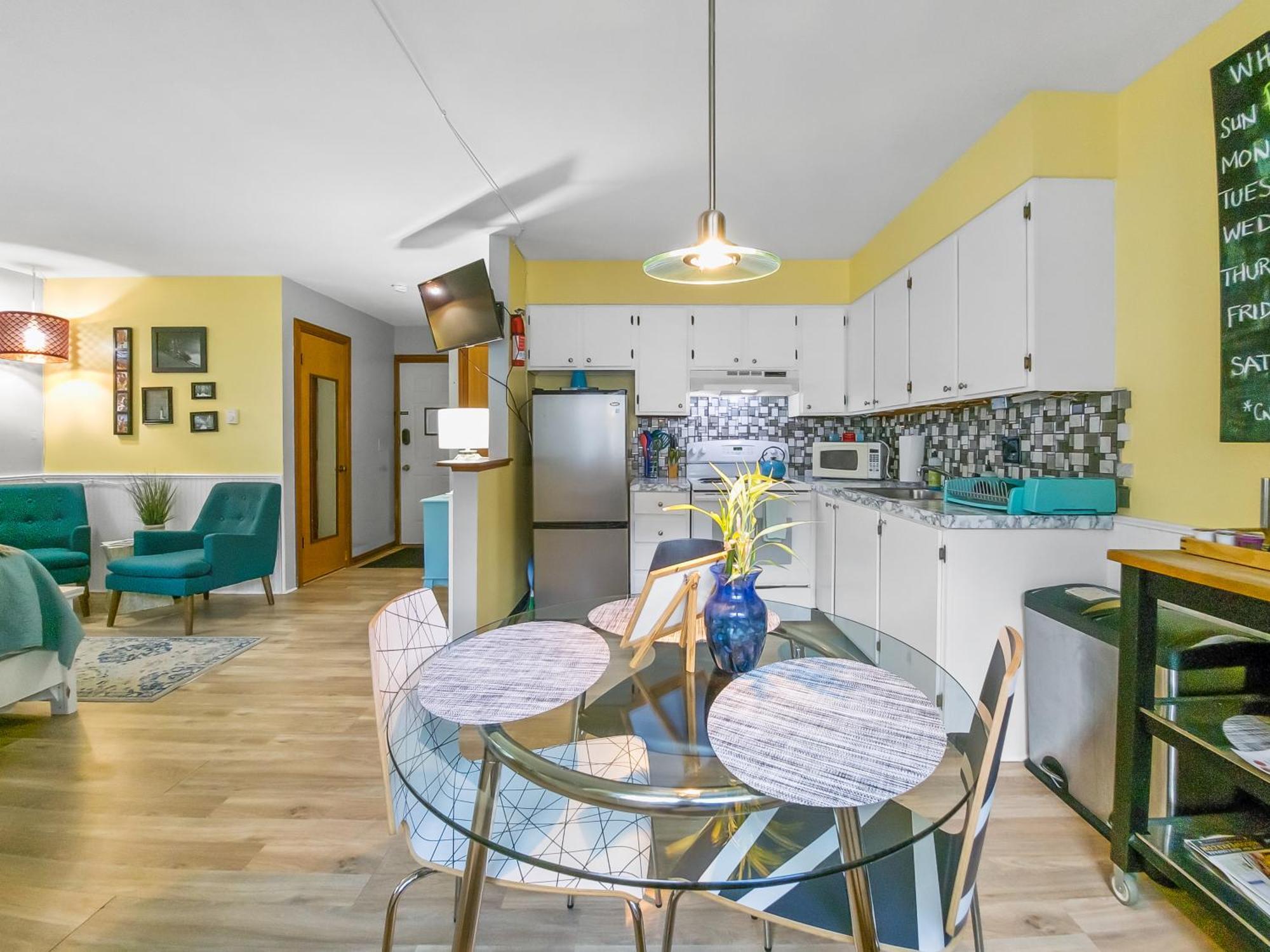 Remington Flats Aparthotel Fort Collins Exteriör bild