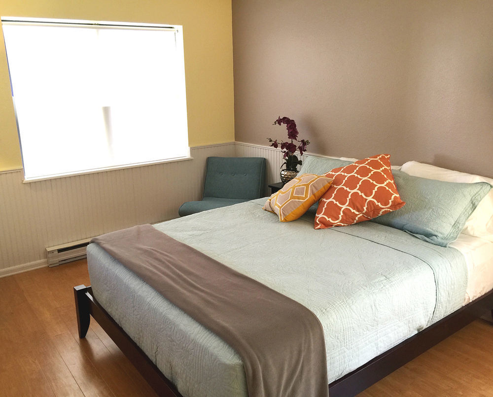 Remington Flats Aparthotel Fort Collins Exteriör bild